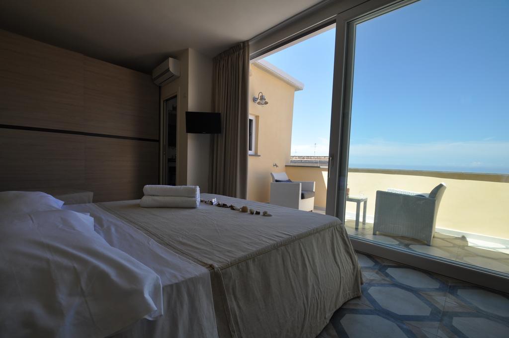 Terra Murata Boutique B&B Procida Bagian luar foto