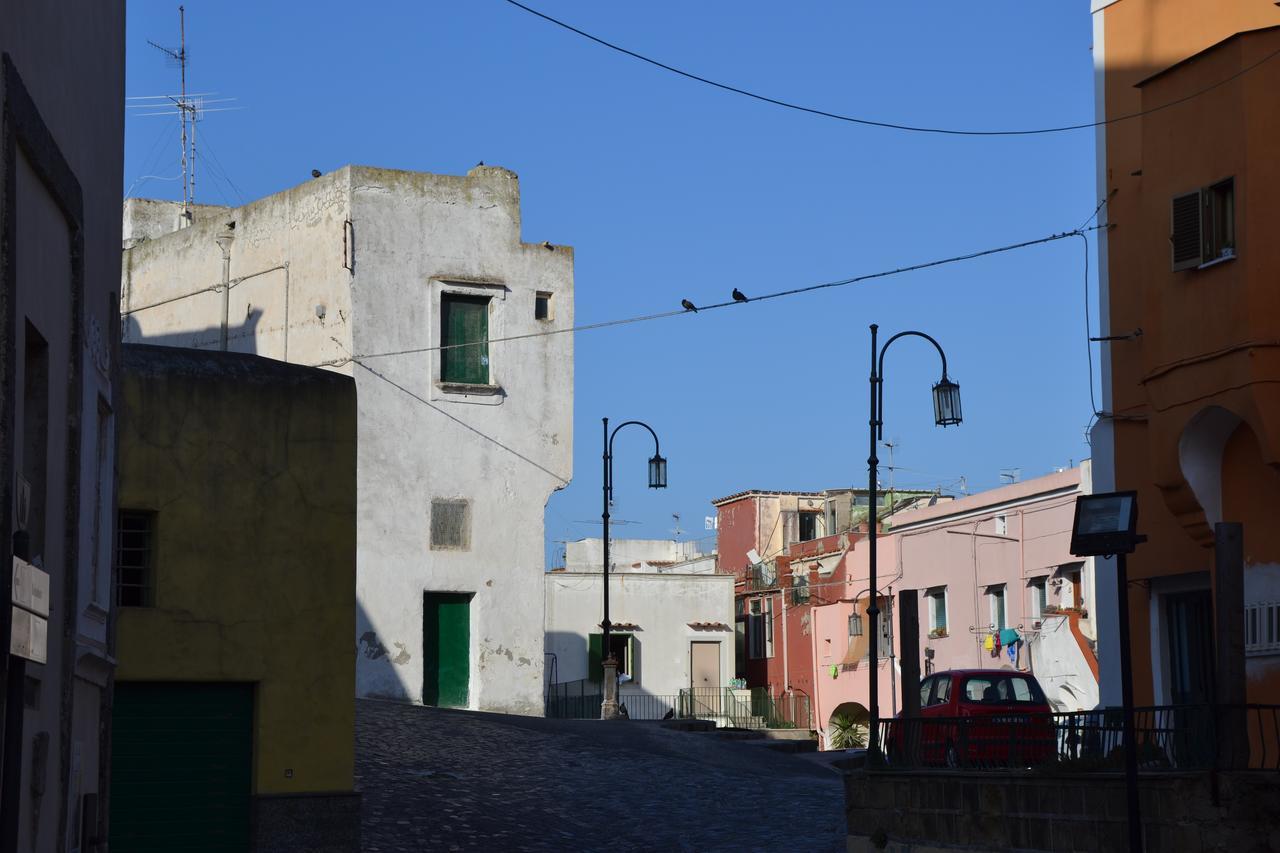 Terra Murata Boutique B&B Procida Bagian luar foto