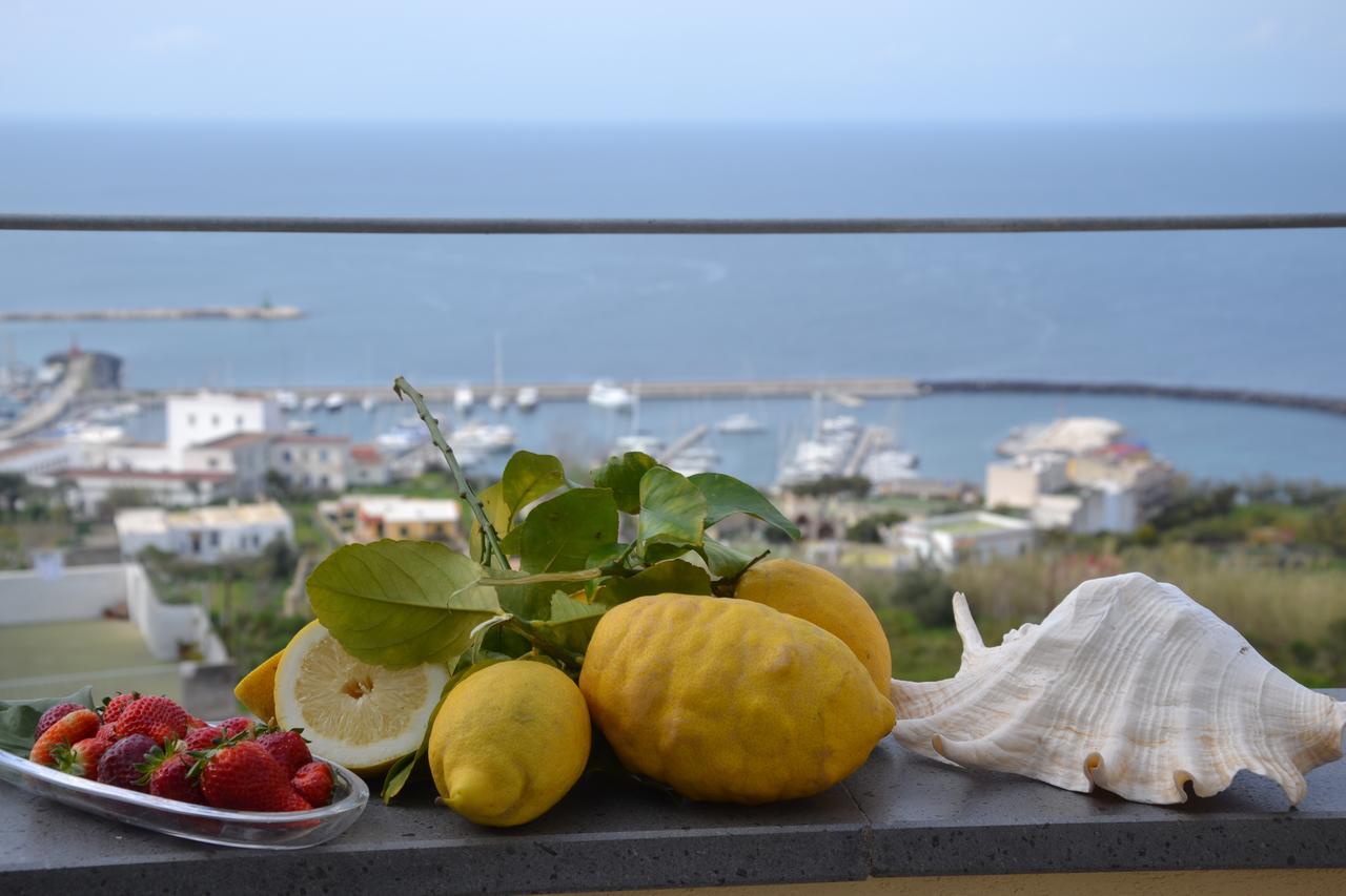 Terra Murata Boutique B&B Procida Bagian luar foto