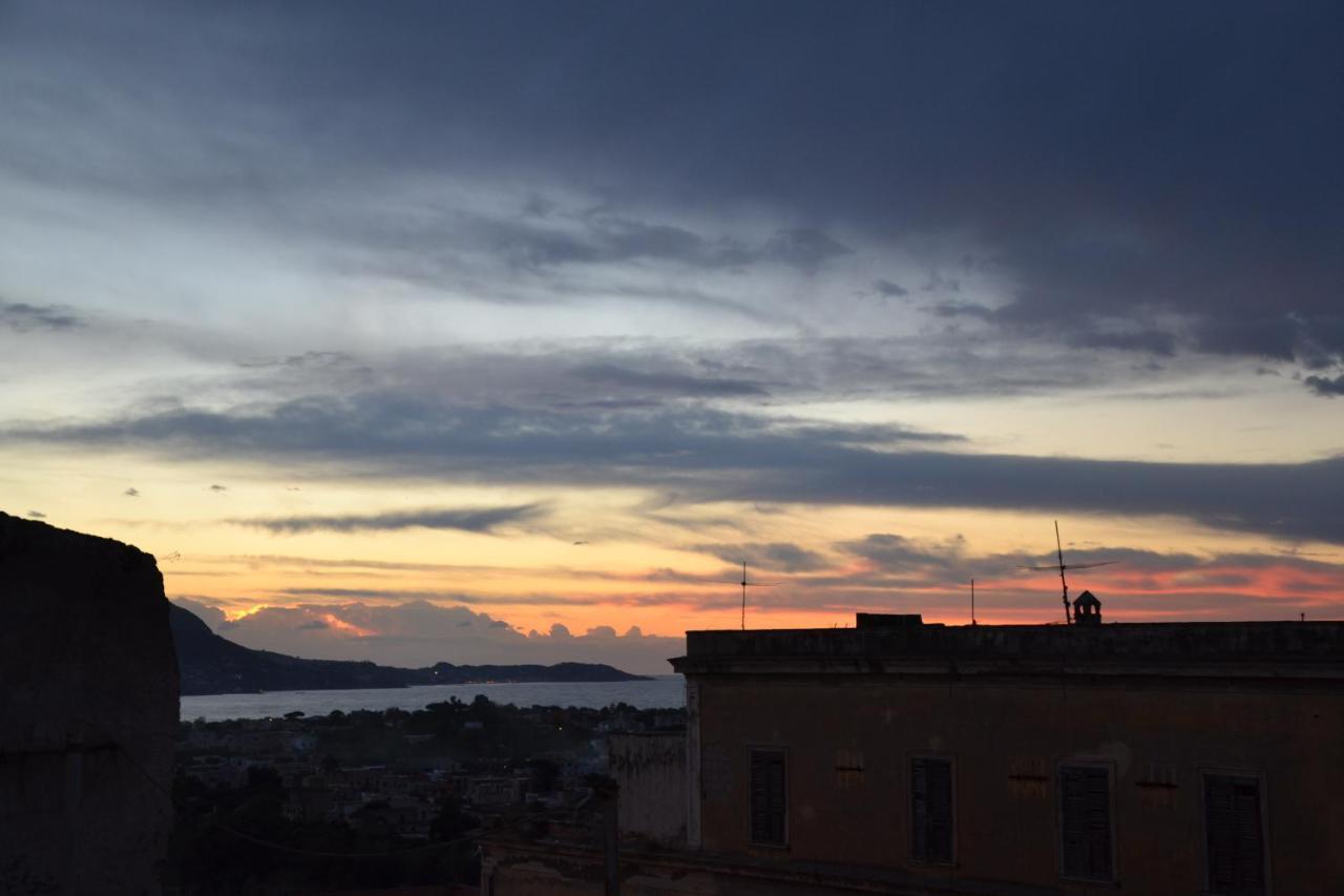 Terra Murata Boutique B&B Procida Ruang foto
